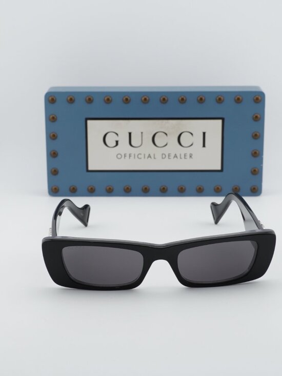 Gucci GG0516S 018 Rectangle Sunglasses - Black/Grey main image 8